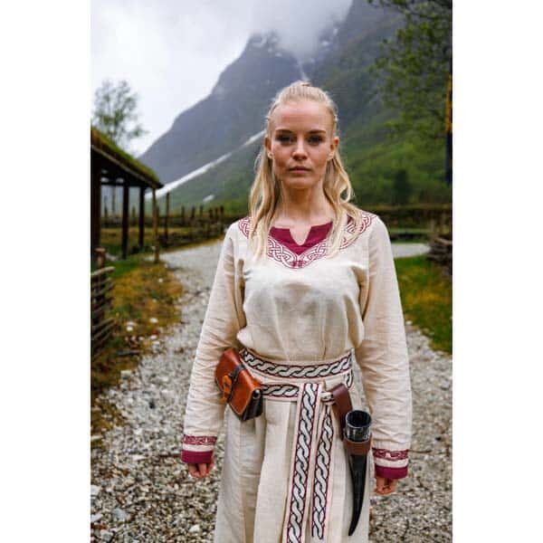 Lagertha Viking Dress: Red - Traditional Norse Clothing - Wyrdraven - wyrdraven.co.uk