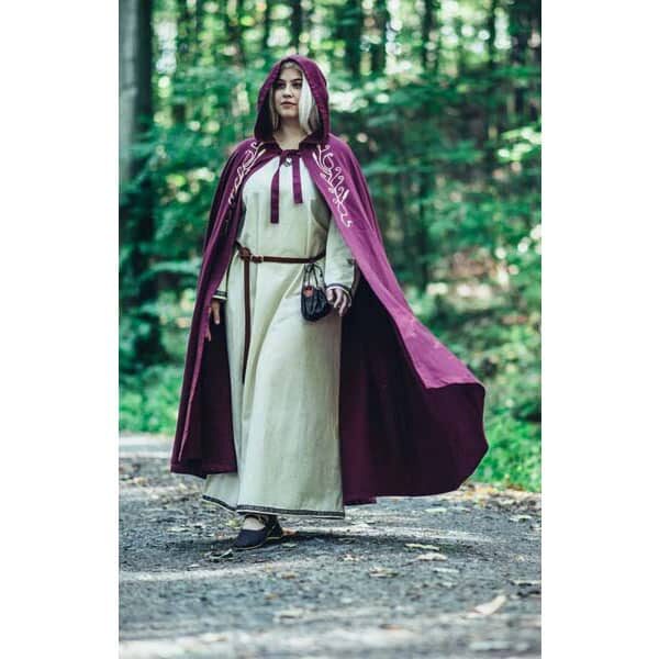 Embroidered Cotton Cape Red - Viking Cloaks - Viking Coats - Viking Wraps - Wyrdraven Cloaks - www.wyrdraven.co.uk