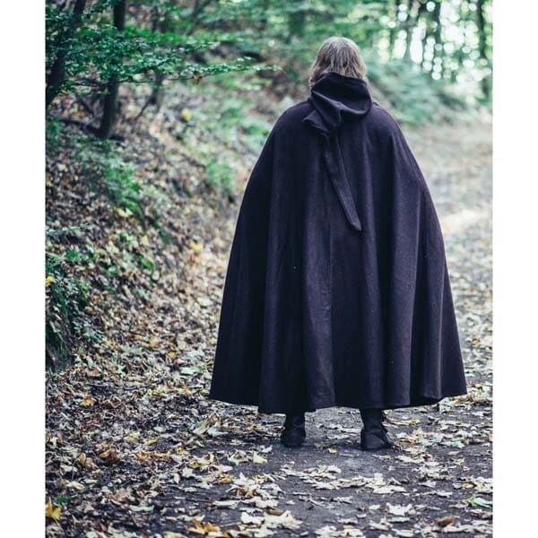 Extra Long Wool Viking Cloak Brown - Viking Cloaks - Viking Coats - Viking Wraps - Wyrdraven Cloaks - www.wyrdraven.co.uk