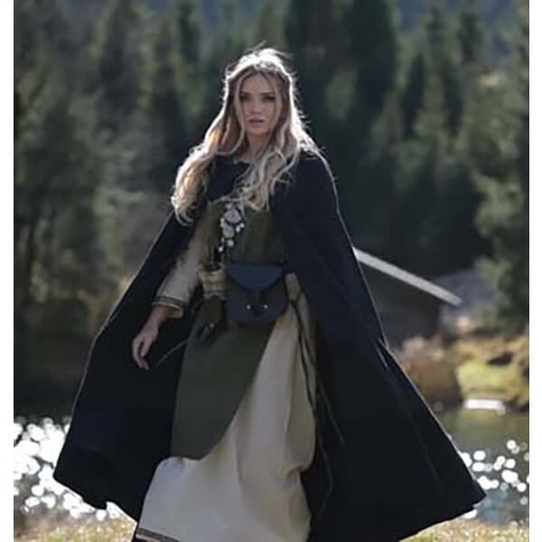 Wool Viking Cloak Black - Viking Cloaks - Viking Coats - Viking Wraps - Wyrdraven Cloaks - www.wyrdraven.co.uk