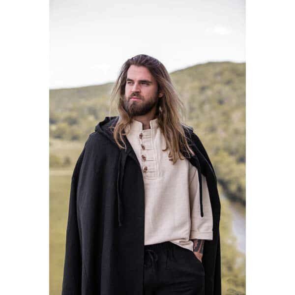 Wool Viking Cloak Black - Viking Cloaks - Viking Coats - Viking Wraps - Wyrdraven Cloaks - www.wyrdraven.co.uk