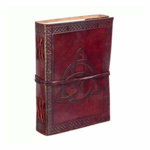 Celtic Trinity Knot Leather Journal - Leather Journals - Wyrdraven Journals - www.wyrdravven.co.uk