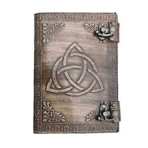 Trinity Knot Leather Journal - Leather Journals - Wyrdraven Journals - www.wyrdravven.co.uk